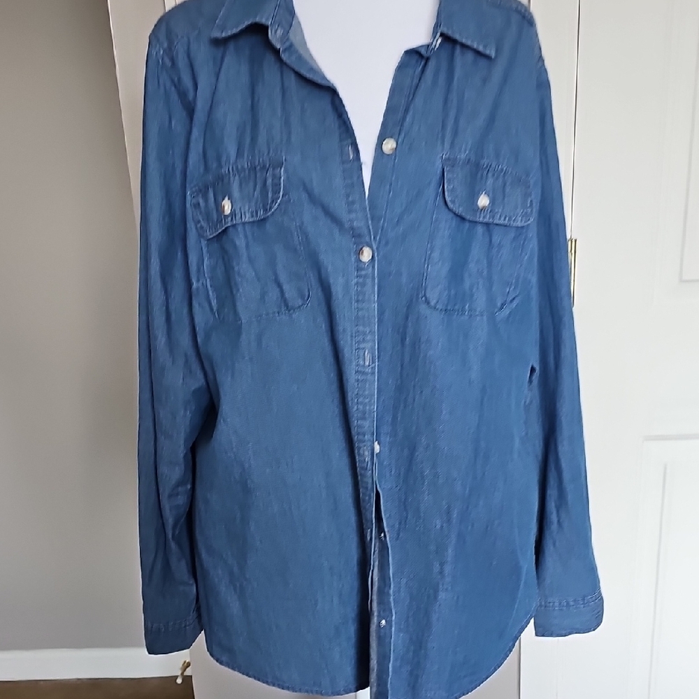 Croft & Barrow Blue Button Down Shirt